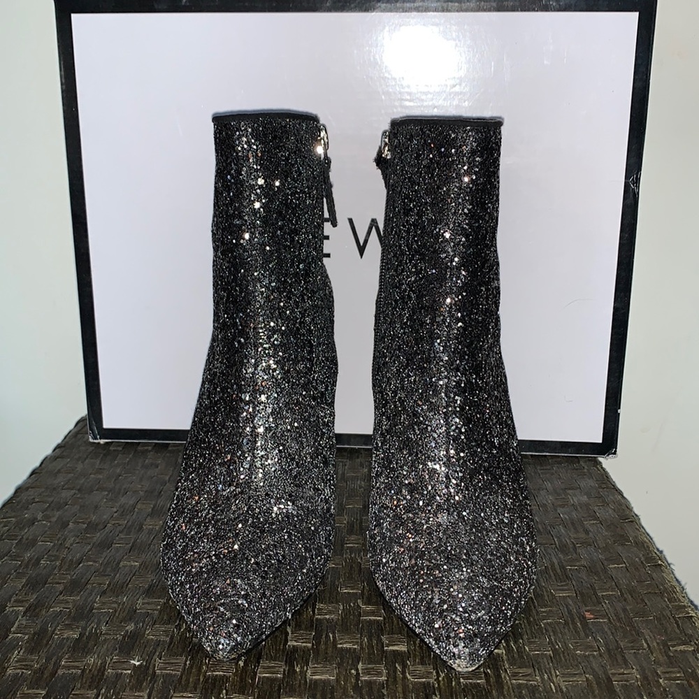 Nine West “Taisiya” heeled booties